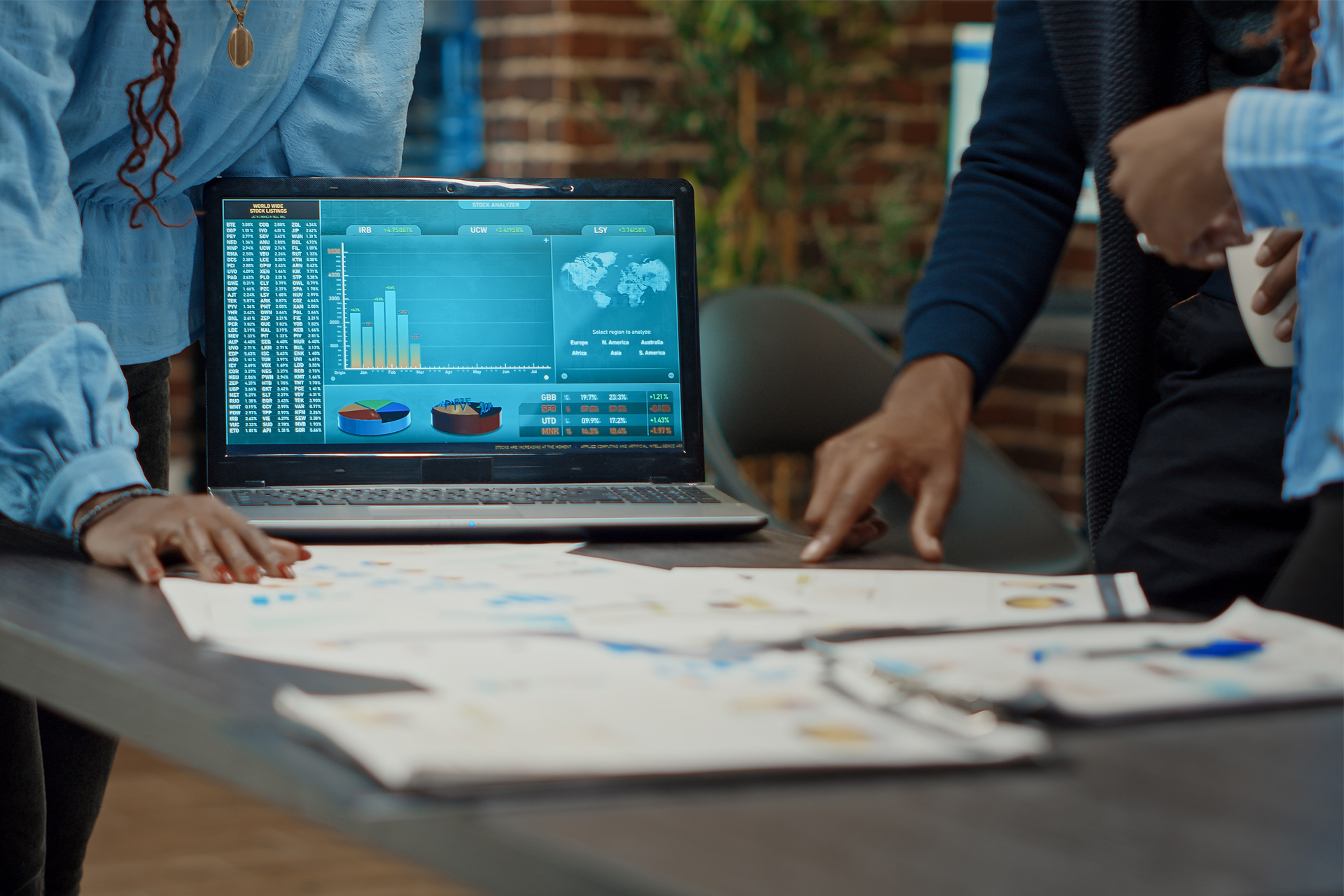 Análisis datos industriales visualización Colombia Custom Control